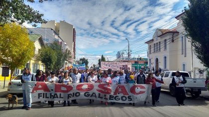 Santa Cruz: el congreso docente votó paro por 48 horas y movilización en toda la provincia