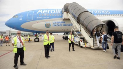 ¿Qué opinan los pasajeros sobre el intento de privatización del gobierno, de Aerolíneas Argentinas?