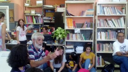 En una escuela de Carlos Paz, debatieron con un ex detenido de la dictadura