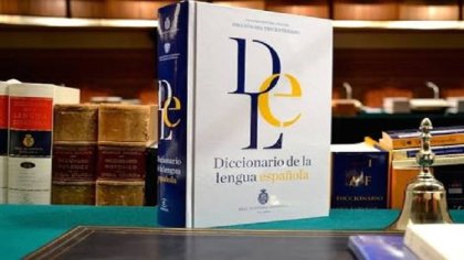 Aniversario de la RAE: 305 años reproduciendo un lenguaje machista