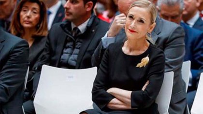 La casta universitaria acoge a Cifuentes, imputada por falsificación