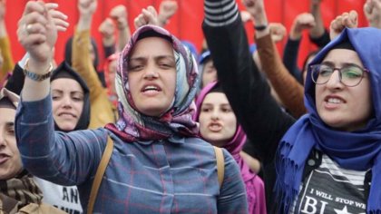 Huelga de las obreras de Rocher en Turquía: ¡la belleza está en la lucha!