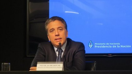 Dujovne irá al Congreso para explicar el acuerdo con el FMI