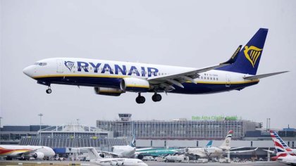 ¿Por qué van a la huelga los tripulantes de cabina de Ryanair?