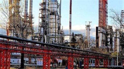 Con 36 despidos encubiertos, se pone en marcha la refinería de Bahía Blanca