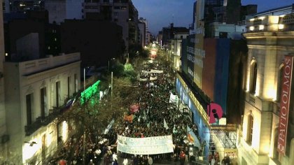 [Dron] Marcha en Córdoba en apoyo a los trabajadores de Luz y Fuerza - YouTube