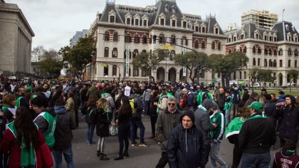 Cientos de despidos en el ministerio dirigido por la Sociedad Rural