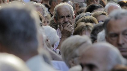 Presupuesto contra los más débiles: restringen acceso a la Pensión Universal para el Adulto Mayor