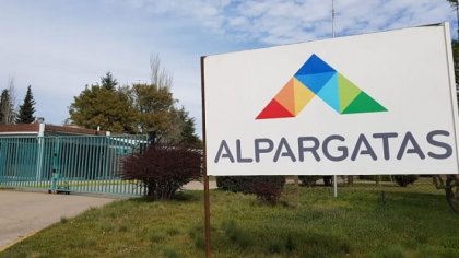 La textil Alpargatas despidió a 446 trabajadores