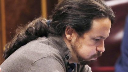 L'onada a favor d'un referèndum obliga Iglesias a ficar la monarquia en agenda