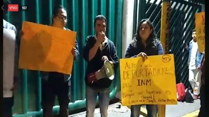 Mitin contra la deportación de Víctor Mejía, colaborador de LID México 