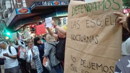 Flores: la comunidad educativa contra el cierre de las nocturnas