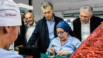 Macri visitó a Cherñajovsky, el empresario que viola los fallos de reinstalación en Siam