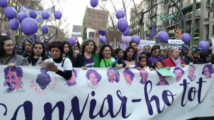 La fundadora de Pan y Rosas participó de la movilización del 8M en Barcelona