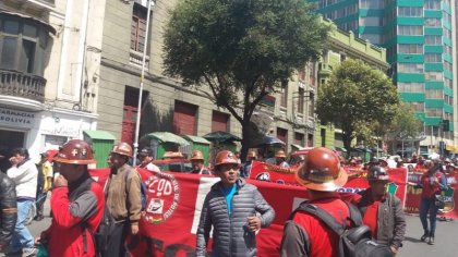 Mineros de San Cristóbal reclaman 12 años de dominicales y demás derechos laborales