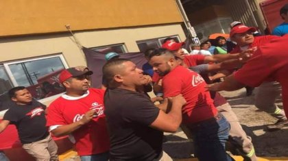 Golpeadores intentan romper la huelga de Coca Cola en Matamoros