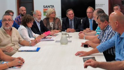 Santa Fe: El gobierno intenta cerrar paritarias a la baja