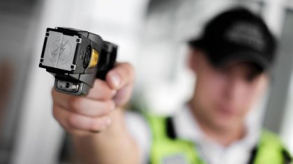 Picanas eléctricas: el Gobierno oficializó el uso de las pistolas Taser