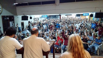 Ferrocarril Sarmiento: asamblea en la seccional Haedo votó la adhesión al paro