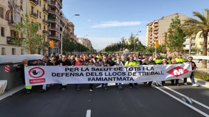 Huelguistas TMB: "Ada Colau, queremos trabajar sin perder la salud"