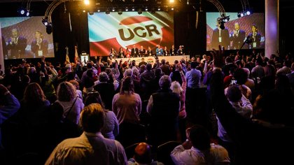 La Convención de la UCR ratificó su participación en Cambiemos, pero pidió “un frente más amplio"