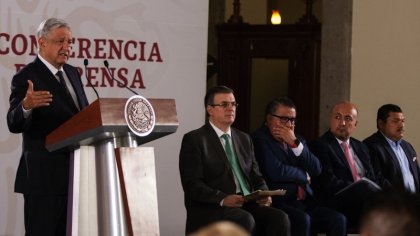 AMLO presenta equipo especial para cumplir con Estados Unidos