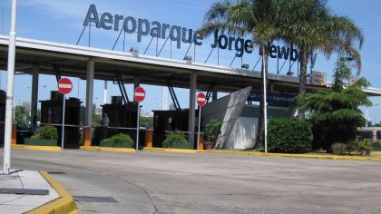 La administración Nacional de Aviación Civil denunció penalmente a pilotos de Aeroparque