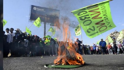 Perú: Gobierno suspende licencia a proyecto megaminero Tía María