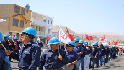 A más represión más solidaridad. ¡Que se fundan en un solo puño los mineros del Perú!