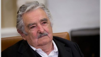 Pepe Mujica, sus tanques y el modelo educativo chileno 