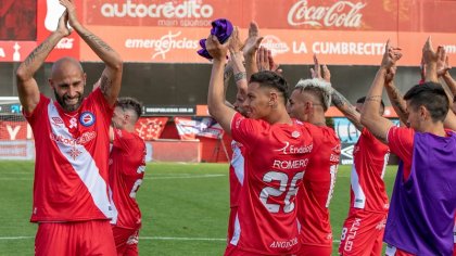 En pleno cumple de Diego, Argentinos superó a Talleres y es único líder