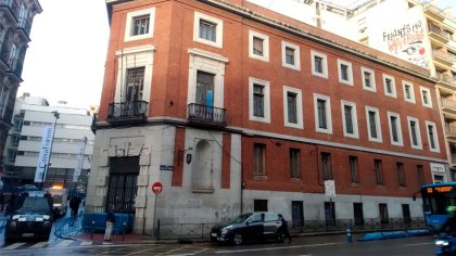 El PP desaloja con 130 agentes de policía el CSO La Ingobernable en Madrid 