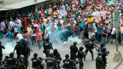 Delegación argentina denuncia la grave situación que vive el pueblo de Bolivia