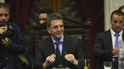 Un panqueque al poder: Massa asumió la presidencia de Diputados reivindicando a Emilio Monzó