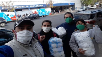 Trabajadores y estudiantes donaron mil barbijos al Hospital Larcade