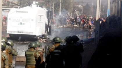 [VIDEO] Sueldos de emergencia de $500.000, prohibición de despidos y pago de sueldo íntegro a trabajadores