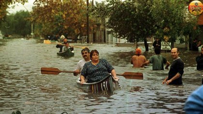 Inundación, represión y 20/12: El mismo sabor a odio que hace 11 años