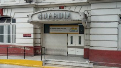 Tres trabajadores contagiados y nueve aislados en la guardia del hospital Piñero