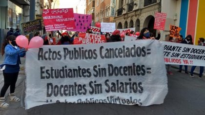 Docentes suplentes de Córdoba exigen apertura de convocatorias