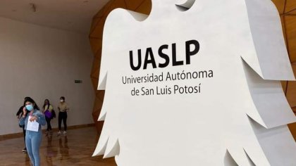 Nada de nosotrxs sin nosotrxs: Estudiantes de la UASLP denuncian el alza de cuotas