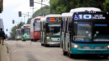 UTA: hay paro de 80 líneas de colectivos por 24 horas