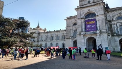 Nuevo reclamo de cooperativistas frente a la Municipalidad de La Plata