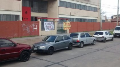 Wilde: toman escuela por problemas de infraestructura