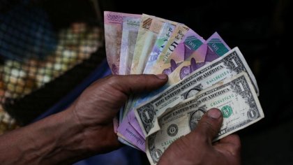 Dólar paralelo en Venezuela supera los 500.000 bolívares y salario mínimo mensual US$ 0.8