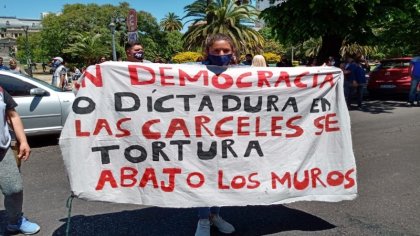 Familiares de detenidos marcharon a La Plata: "Las cárceles son centros de tortura"