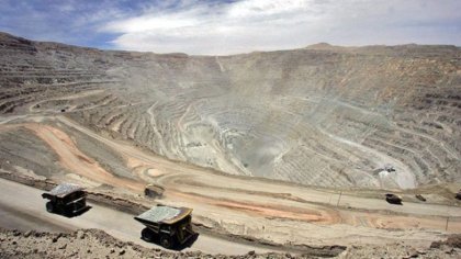 Grave: Sindicatos de Chuquicamata denuncian acceso de la empresa a fichas clínicas para justificar despidos 