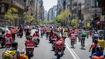 Debate en la asamblea de repartidores: la lucha por trabajo y vivienda