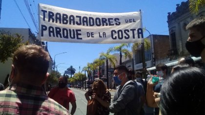 Continúa la lucha de los trabajadores del Parque de la Costa