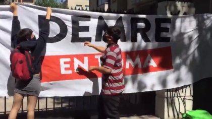 Estudiantes secundarios ocuparon el DEMRE exigiendo acceso universal y gratuito a la universidad