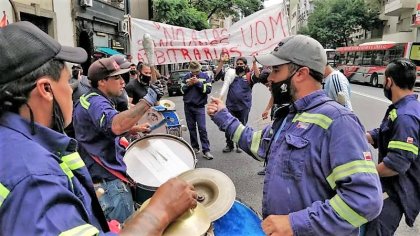 #TerniumSiderarCanning | Trabajadores se movilizan al Ministerio de Trabajo - YouTube